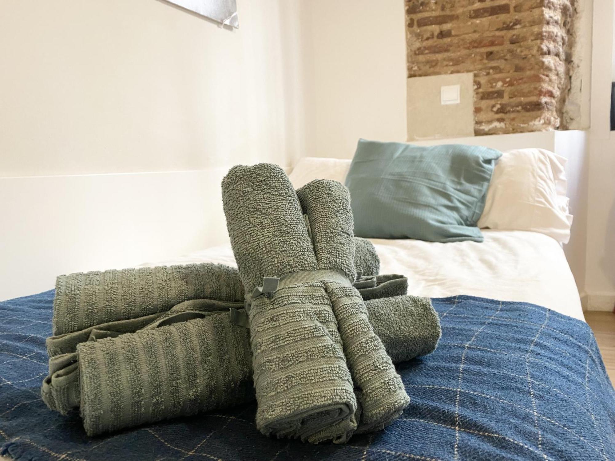 Intimo Estudio En Madrid, Centro, 2Pax, Wifi & Tv Bagian luar foto